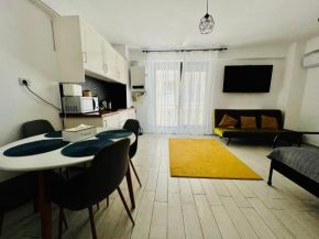 SeaView Studio 27